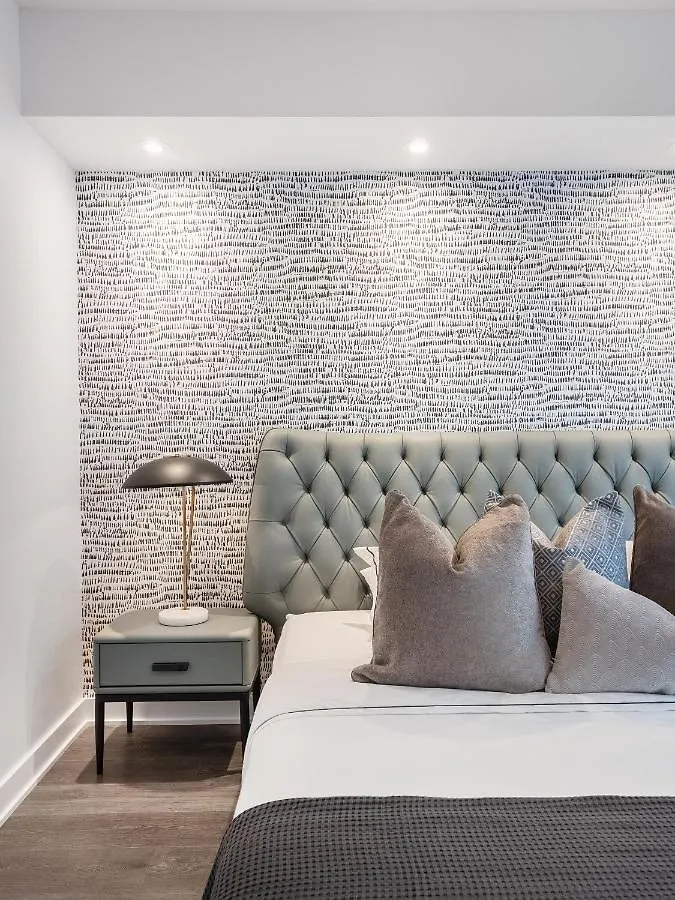 Yorkville Plaza Suites Toronto Hotel