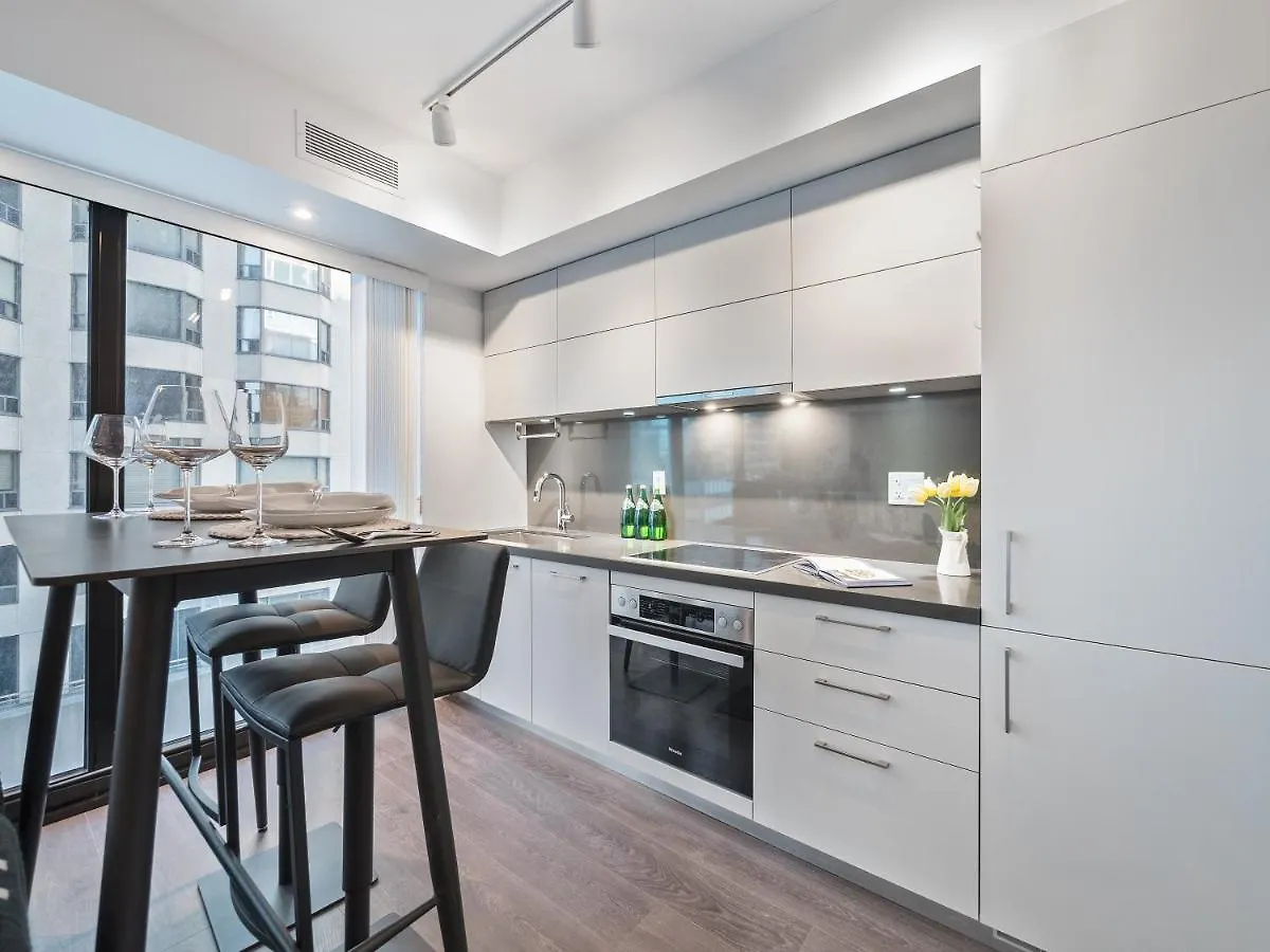 Hotel Yorkville Plaza Suites Toronto