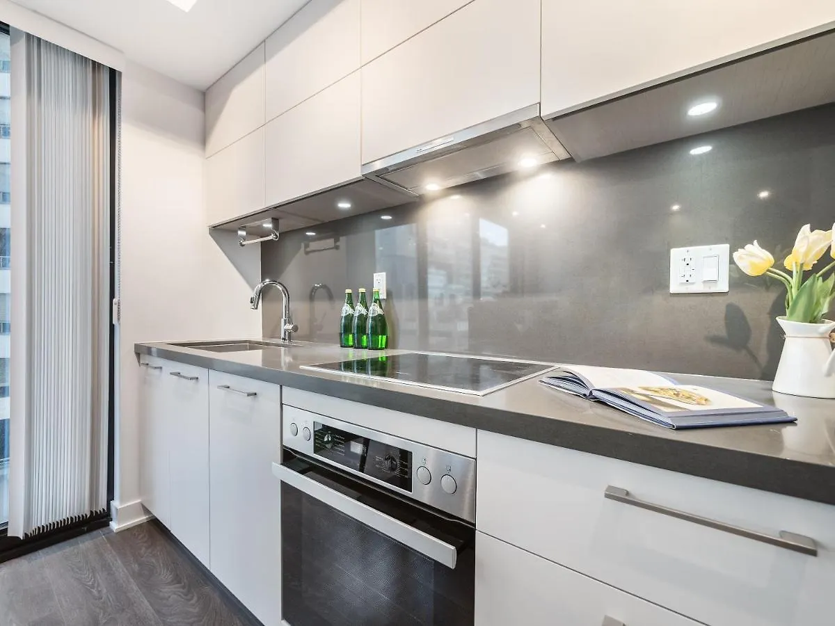 Yorkville Plaza Suites Toronto Hotel